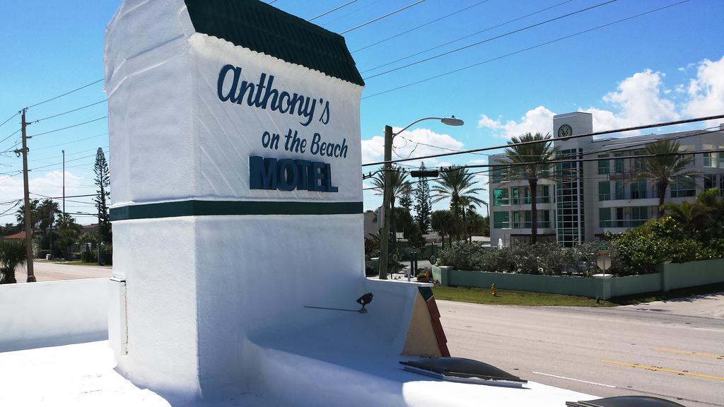 Anthony'S On The Beach โคโคบีช ภายนอก รูปภาพ